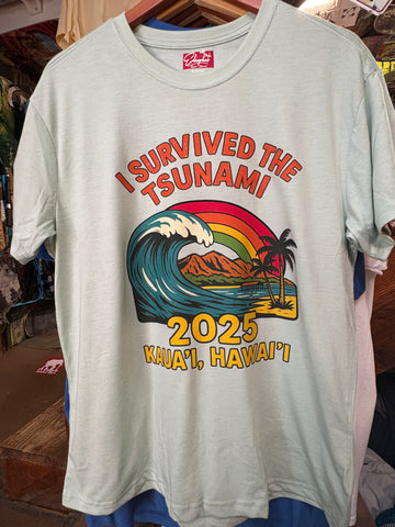 🌊 “I SURVIVED THE 2025 TSUNAMi !” 🌴
